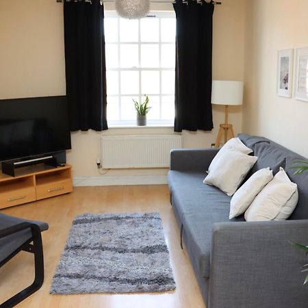 Scandinavian City Centre Apartment Worcester Esterno foto